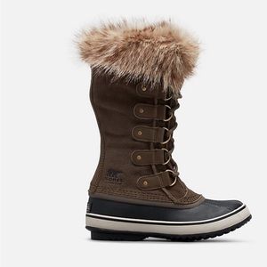Joan arctic boots